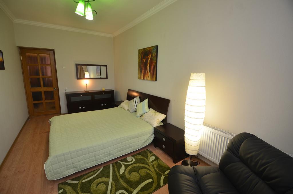 Apartments In The City Center On Sobornaya Street Mykolaiv Habitación foto