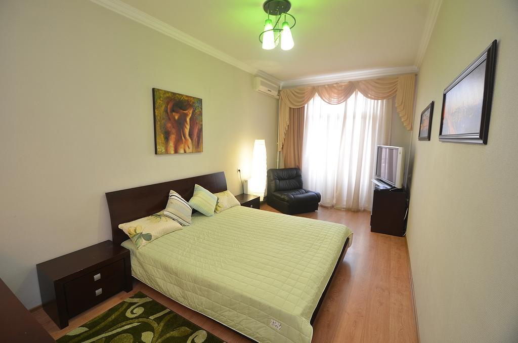 Apartments In The City Center On Sobornaya Street Mykolaiv Habitación foto