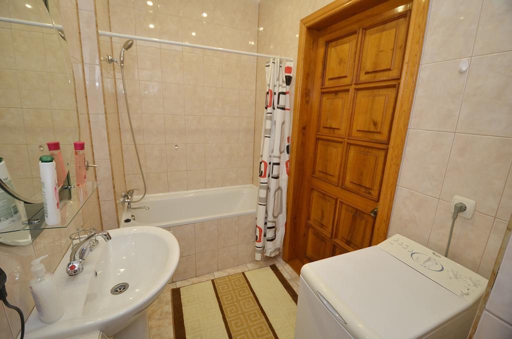 Apartments In The City Center On Sobornaya Street Mykolaiv Habitación foto